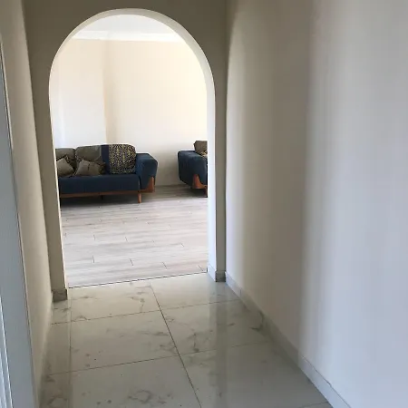Bahar Apart דירה